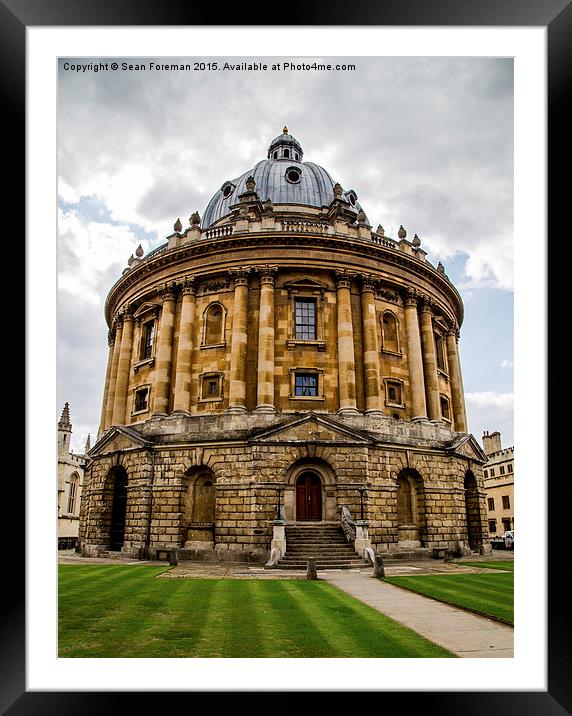  Radcliffe Camera Framed Mounted Print by Sean Foreman