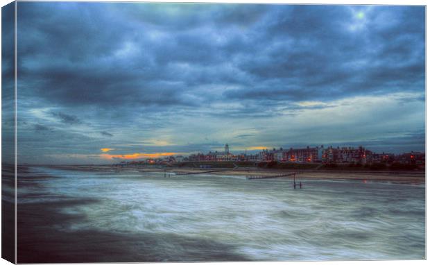  Southwold Seafront Canvas Print by Nigel Bangert