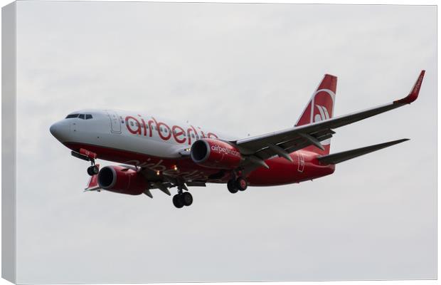 AirBerlin Boeing 737 Canvas Print by David Pyatt