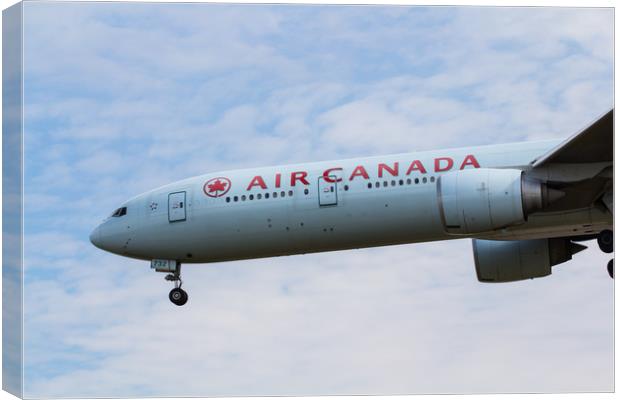 Air Canada Boeing 777 Canvas Print by David Pyatt