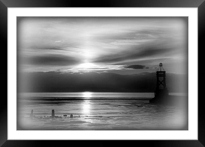 tranquil Framed Mounted Print by sue davies