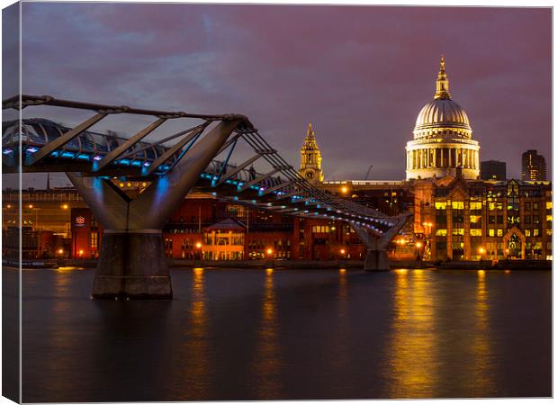  St Paul's London Canvas Print by Clive Eariss