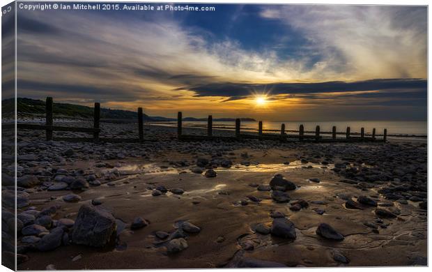 Endless Peace  Canvas Print by Ian Mitchell