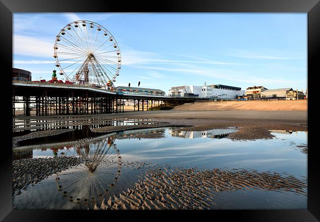 Big Wheel Reflections Blackpool Framed Print by Gary Kenyon