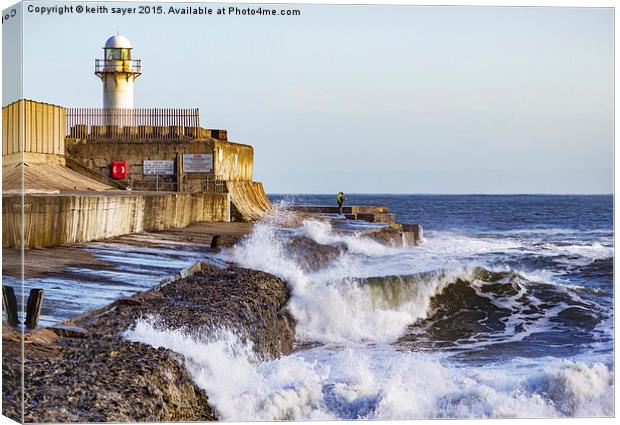  South Gare Lighthouse Canvas Print by keith sayer