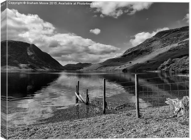 crummock lake district Canvas Print by Graham Moore