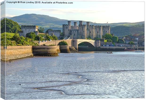  Conwy Castle Canvas Print by Rick Lindley