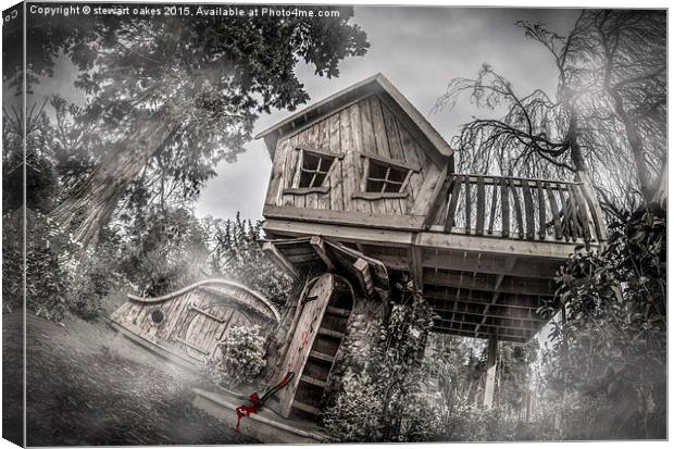  Tree house of horror Canvas Print by stewart oakes