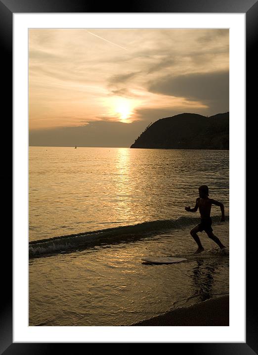 Levanto Beach, Liguria, Italy Framed Mounted Print by Ian Middleton