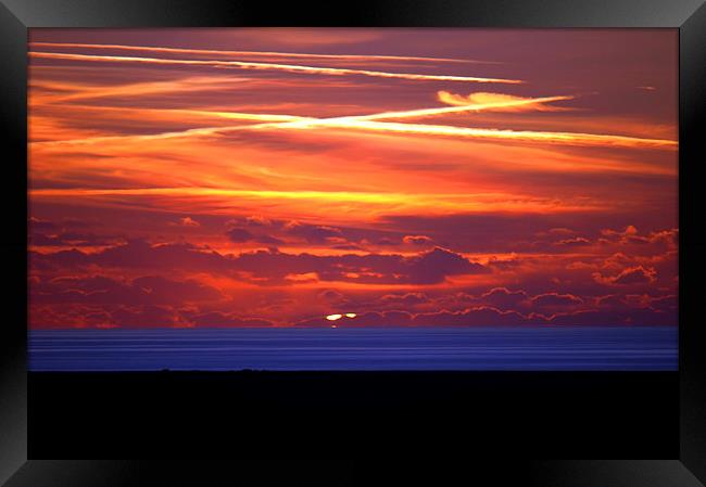Ynyslas Sunset Framed Print by Harvey Hudson