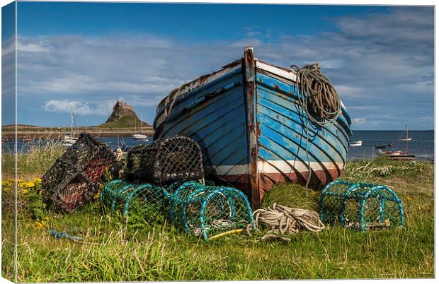 "The Magpie" on Holy Island  Canvas Print by Dave Hudspeth Landscape Photography