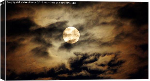 full moon in a cloudy Arbroath night Canvas Print by aidan dunbar