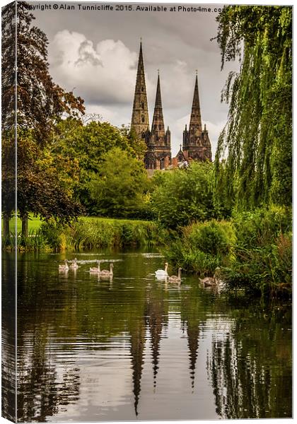 Lichfield Cathedral Canvas Print by Alan Tunnicliffe