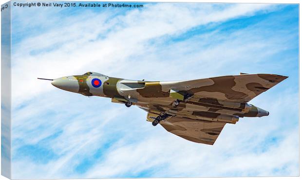  Avro Vulcan XH558 low speed fly past Canvas Print by Neil Vary