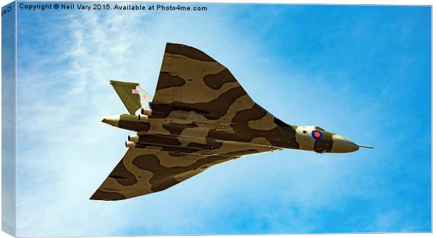 Avro Vulcan XH558 Canvas Print by Neil Vary
