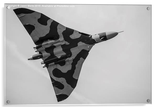 Monochrome image of the Vulcan Acrylic by Jason Wells