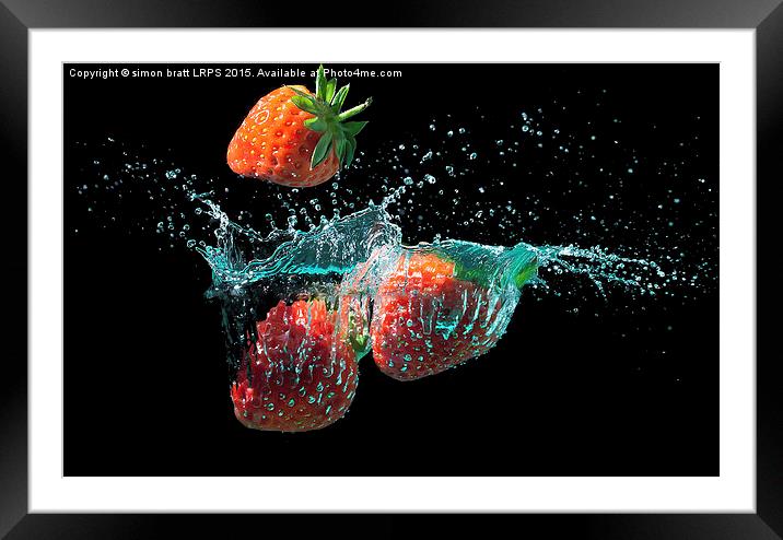 Strawberries splashed into water Framed Mounted Print by Simon Bratt LRPS