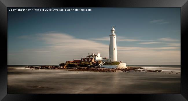  St Marys Lighthouse  Framed Print by Ray Pritchard