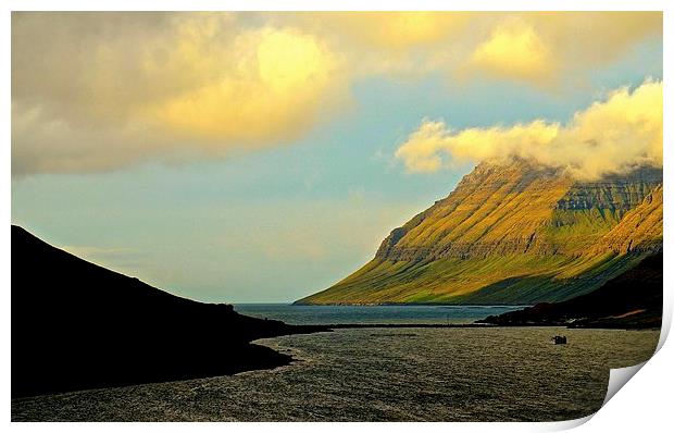 Leaving the Faroe Islands by sea  Print by Sue Bottomley