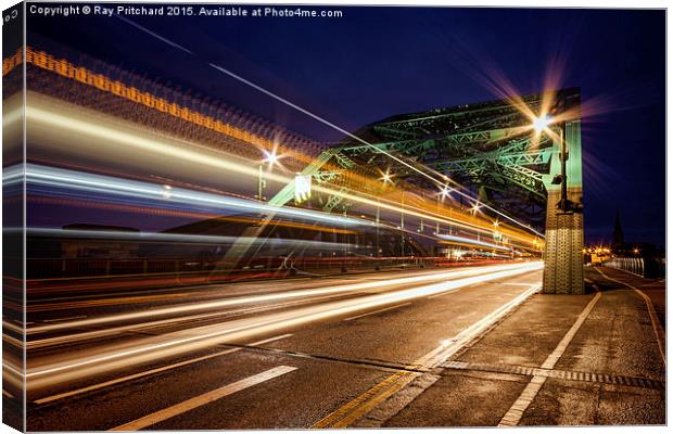  Bus on the Wearmouth Bridge Canvas Print by Ray Pritchard