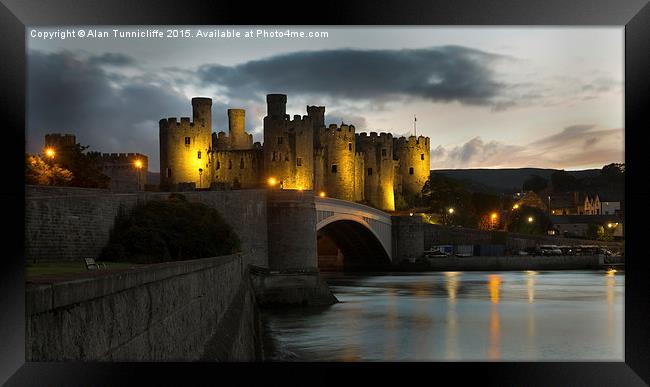  Conwy castle Framed Print by Alan Tunnicliffe