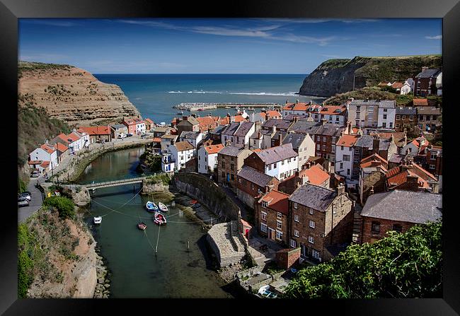 Staithes, North Yorkshire Framed Print by David Allan