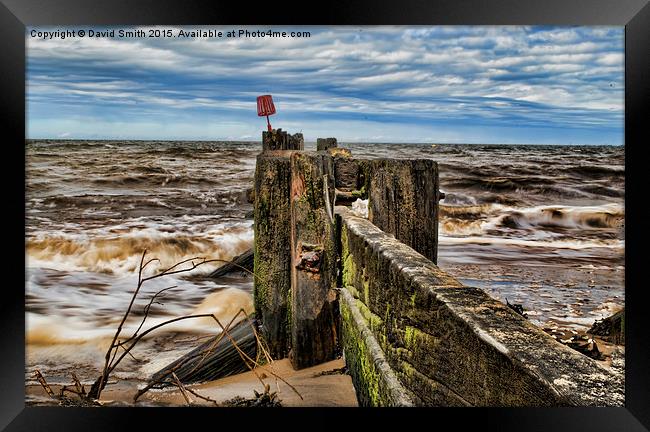 cleethorpes incoming tide Framed Print by David Smith
