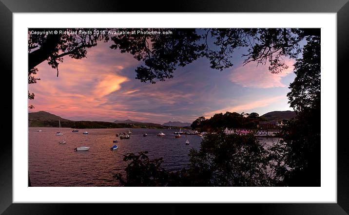  The colours of sunset Framed Mounted Print by Richard Smith