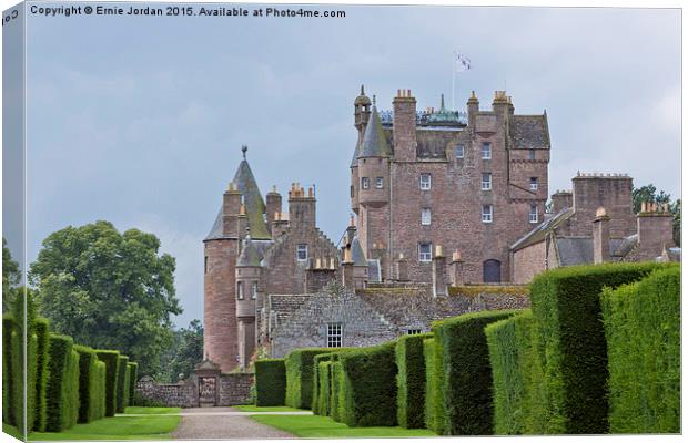  Glamis Castle Scotland Canvas Print by Ernie Jordan