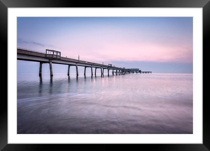  Deal Pier Framed Mounted Print by Ian Hufton