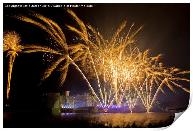  Fireworks 2014 at Leeds Castle. 2 of 5 Print by Ernie Jordan