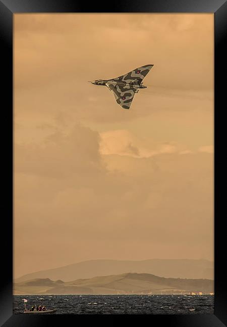 XH558 Vulcan Bomber  Framed Print by Andrew Crossley