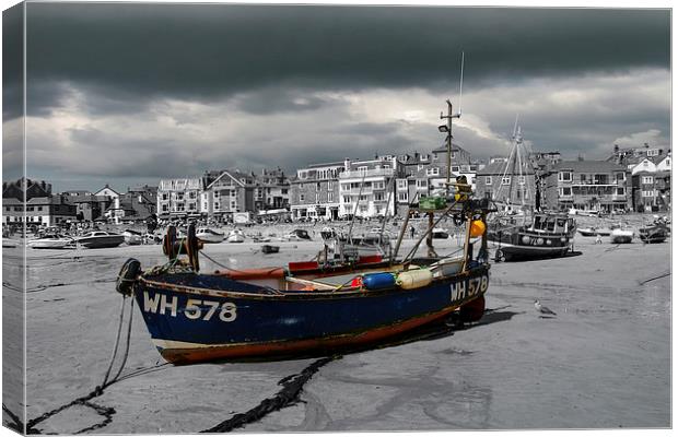  WH578 at St Ives, Cornwall Canvas Print by Brian Pierce