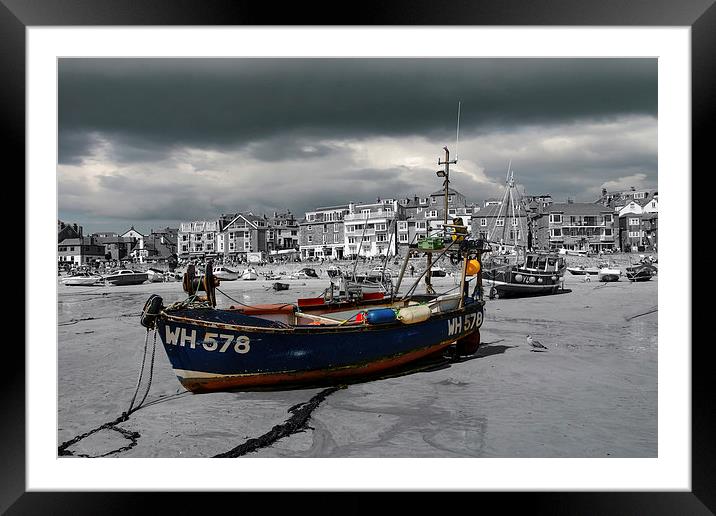  WH578 at St Ives, Cornwall Framed Mounted Print by Brian Pierce