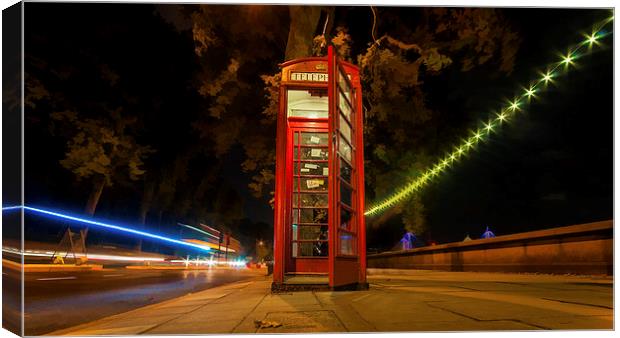  Red Phone Box Canvas Print by Colin Evans