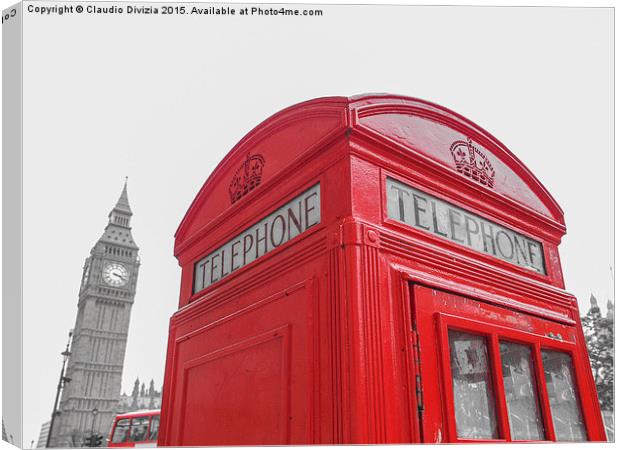 London telephone box Canvas Print by Claudio Divizia