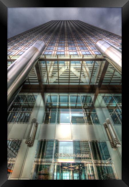 One Canada Square London Framed Print by David Pyatt