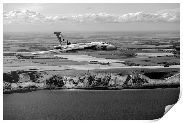 Avro Vulcan over the white cliffs of Dover, B&W ve Print by Gary Eason