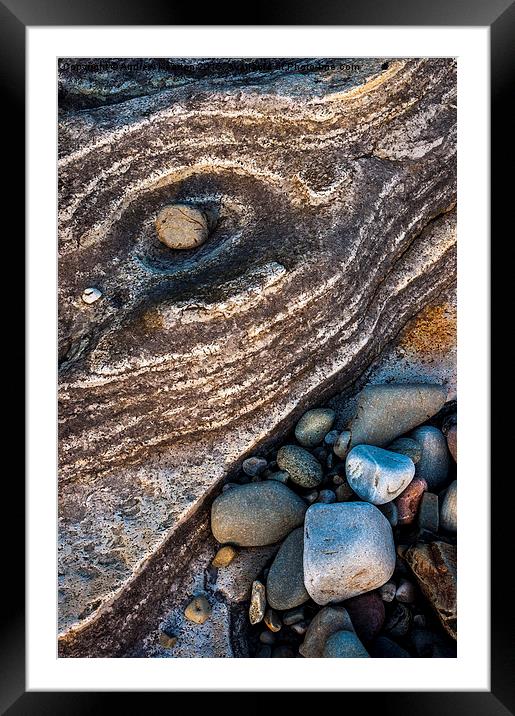  Elgol beach rocks Framed Mounted Print by Andrew Kearton