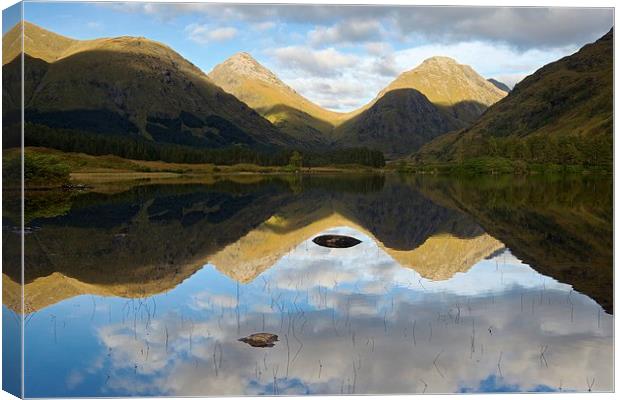 The Peaks of the Buachaille Canvas Print by Stephen Taylor