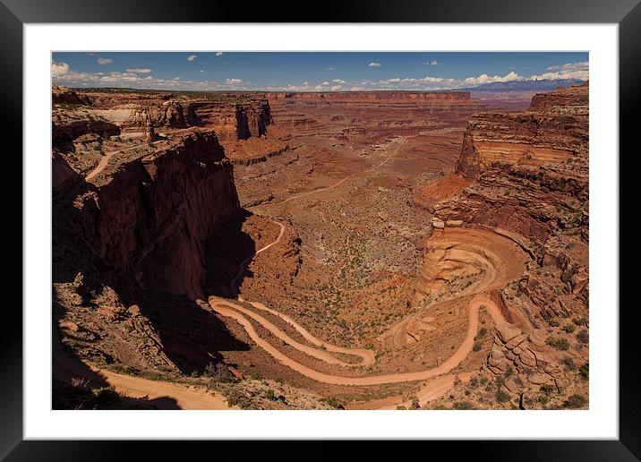 Canyonlands Nationalpark Framed Mounted Print by Thomas Schaeffer