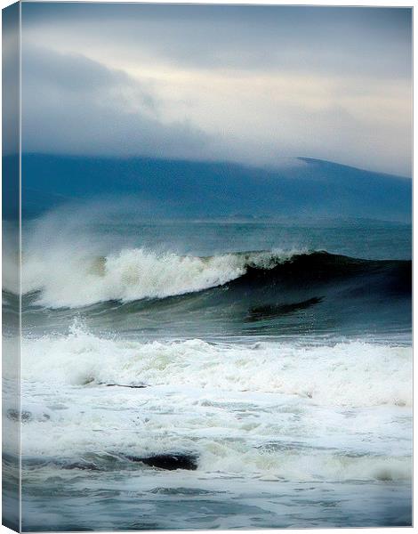  Dornoch Surf Canvas Print by Laura McGlinn Photog