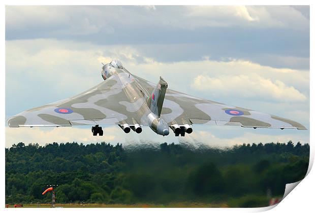 XH558 Avro Vulcan Bomber Print by Oxon Images
