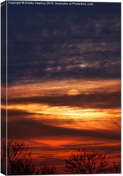 Red calm sunset sky Canvas Print by Arletta Cwalina