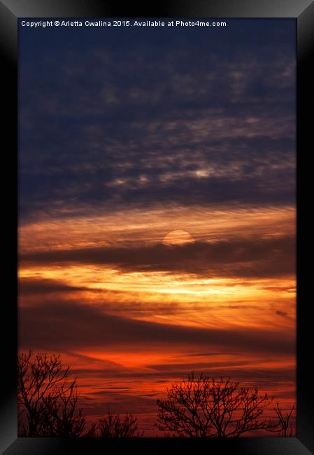 Red calm sunset sky Framed Print by Arletta Cwalina