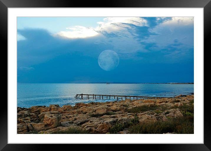  tranquil ayia napa Framed Mounted Print by sue davies