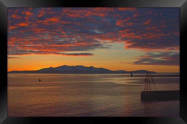 sunset over arran Framed Print by Tommy Reilly