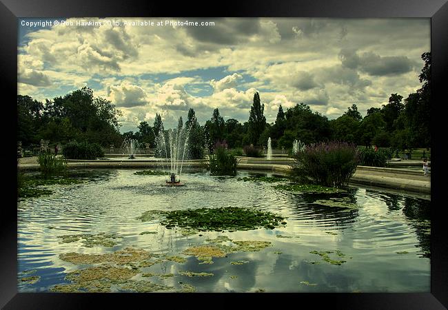  Hyde Park Fountains  Framed Print by Rob Hawkins