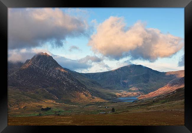  Tryfan Framed Print by Rory Trappe