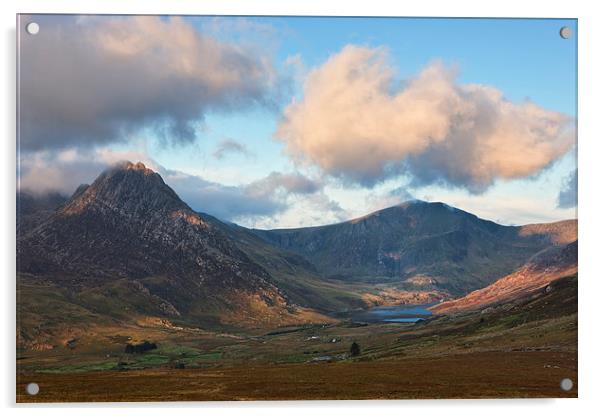  Tryfan Acrylic by Rory Trappe